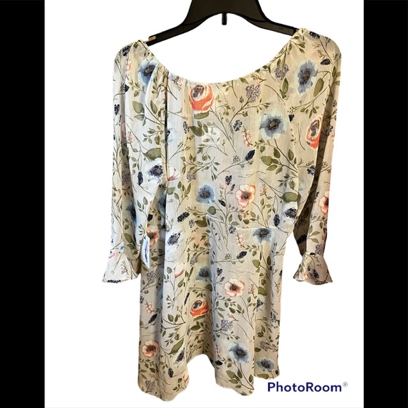 Jessica Simpson Semi-Sheer Polyester Green Maternity Floral Top NWT Sz Medium* - Picture 2 of 8